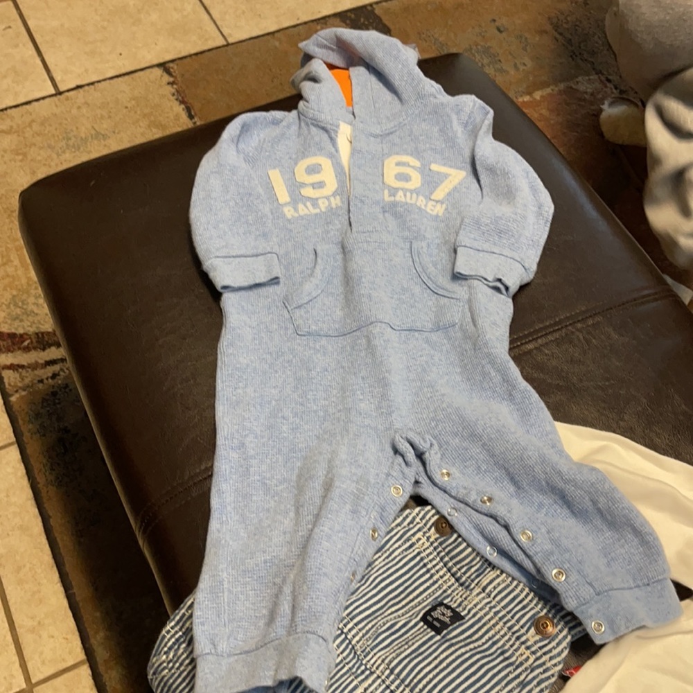 Bundle of EU Boys Clothing and a pair of shoes. marked down. - Picture 9 of 16